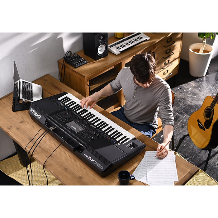 Yamaha PSR-SX720 61-Key Mid-Level Digital Arranger Workstation Keyboard