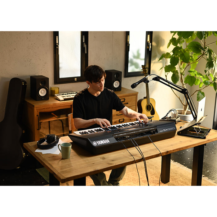 Yamaha PSR-SX920 61-Key High-Level Digital Arranger Workstation Keyboard